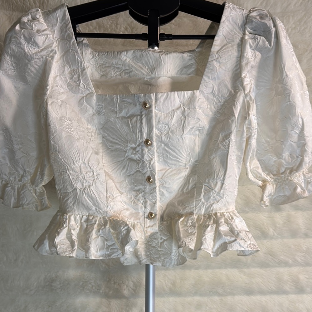 Elegant White Floral Women's Top
